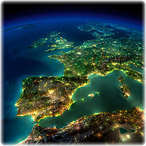 Der Blick auf Spanien und die iberische Halbinsel in der Nacht vom Weltraum aus gesehen. Nahes Satellitenbild Europas mit Blick auf Spanien und die iberische Halbinsel.